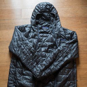 Patagonia Micro Puff Hoodie, Size Medium